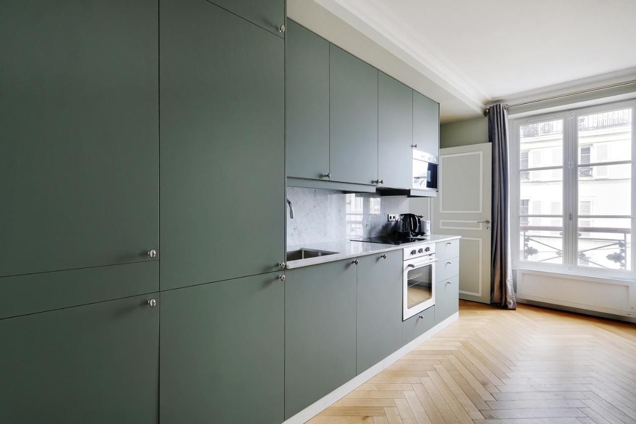 Pick A Flat's In Montmartre - Rue Lepic París