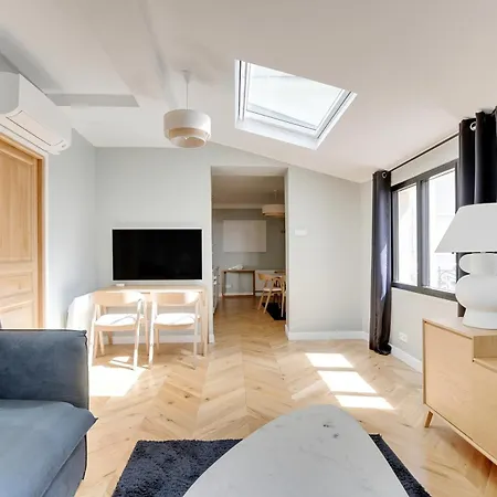Pick A Flat'S Apartments In Montmartre - Rue Lepic Paris Exterior photo